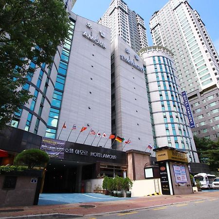 Amour Hotel Suwon Exterior foto
